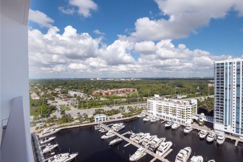 Condominio en venta en North Miami Beach, Florida, 2 dormitorios, 168.8 m2 № 2084486 - foto 20