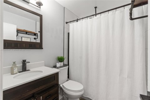 Купить виллу или дом в Пемброк-Пайнс, Флорида 3 спальни, 143.07м2, № 1947284 - фото 14