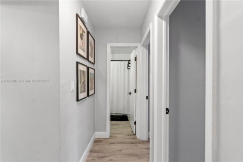 Купить виллу или дом в Пемброк-Пайнс, Флорида 3 спальни, 143.07м2, № 1947284 - фото 12