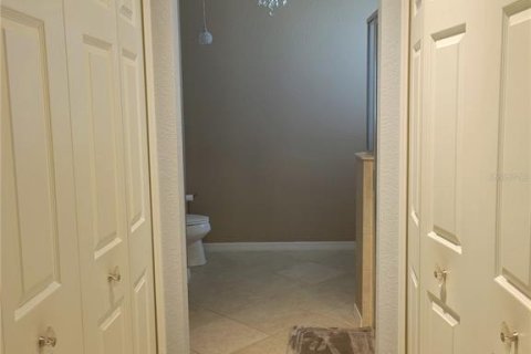 House in Venice, Florida 2 bedrooms, 146.04 sq.m. № 1635893 - photo 24