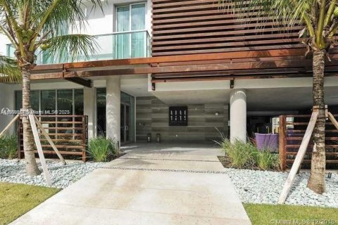 Copropriété à vendre à Miami Beach, Floride: 1 chambre, 41.81 m2 № 2016118 - photo 6