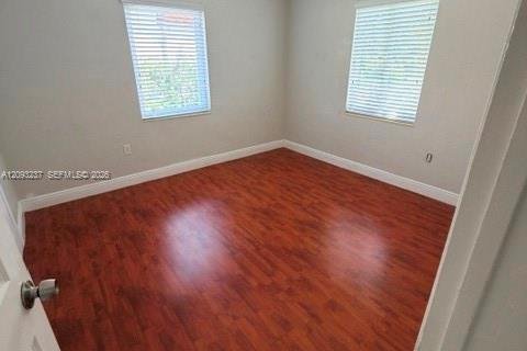 House in West Miami, Florida 3 bedrooms, 103.49 sq.m. № 2382469 - photo 4