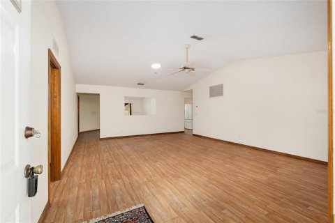 Casa en venta en Ocala, Florida, 2 dormitorios, 160.54 m2 № 1802196 - foto 1