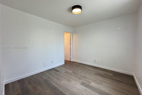 Touwnhouse à louer à Hallandale Beach, Floride: 2 chambres, 134.71 m2 № 1999164 - photo 22