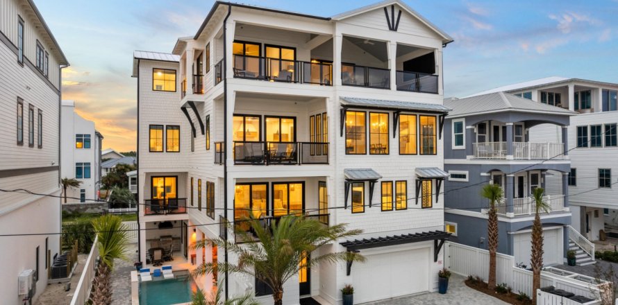 House in Inlet Beach, Florida 7 bedrooms, 656.26 sq.m. № 559280