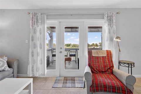 Condo in Saint Petersburg, Florida, 1 bedroom № 2123721 - photo 27
