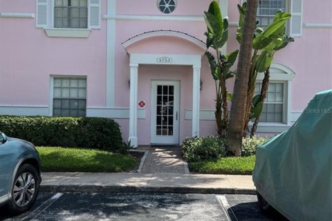 Condo in Saint Petersburg, Florida, 1 bedroom № 2123721