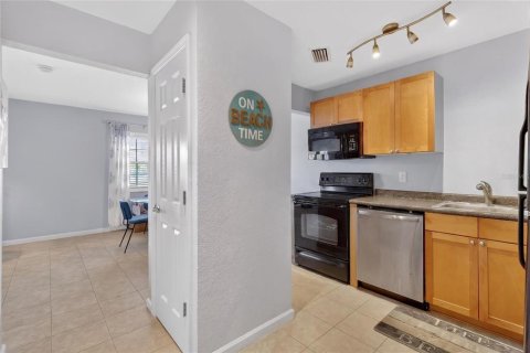 Condo in Saint Petersburg, Florida, 1 bedroom № 2123721 - photo 20