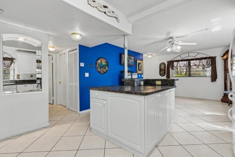 Купить кондоминиум в Тамарак, Флорида 3 комнаты, 137.5м2, № 2191623 - фото 22
