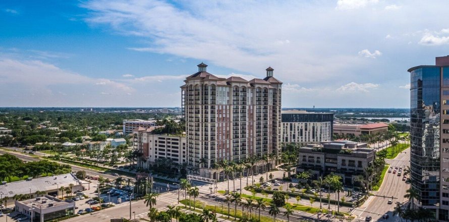 Condo in West Palm Beach, Florida, 2 bedrooms № 1178275