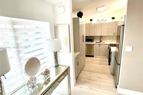 Casa en venta en Fort Lauderdale, Florida, 3 dormitorios, 135.82 m2 № 2062920 - foto 8