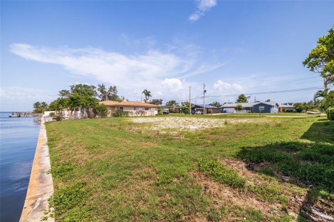 Terreno en venta en Saint Petersburg, Florida № 1796002 - foto 20