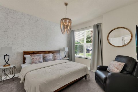 Townhouse in Clermont, Florida 4 bedrooms, 175.4 sq.m. № 1772727 - photo 8