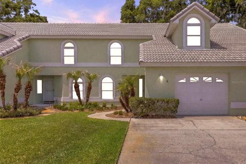 House in Inverness, Florida 4 bedrooms, 176.14 sq.m. № 2094430