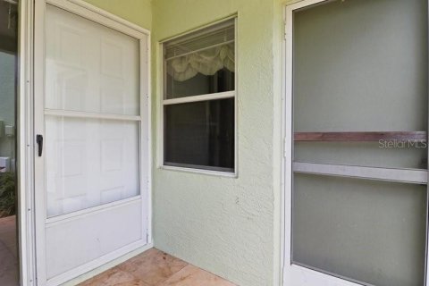 House in Inverness, Florida 4 bedrooms, 176.14 sq.m. № 2094430 - photo 8