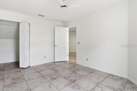 House in Inverness, Florida 4 bedrooms, 176.14 sq.m. № 2094430 - photo 22