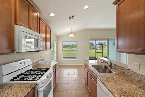House in Davenport, Florida 3 bedrooms, 159.14 sq.m. № 1917995 - photo 19