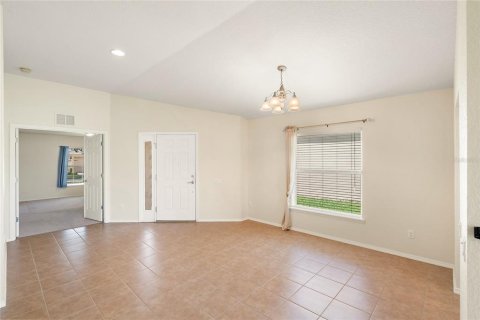 House in Davenport, Florida 3 bedrooms, 159.14 sq.m. № 1917995 - photo 14