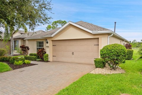 House in Davenport, Florida 3 bedrooms, 159.14 sq.m. № 1917995 - photo 2