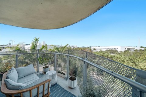 Copropriété à louer à Miami Beach, Floride: 2 chambres, 114.64 m2 № 2079234 - photo 20
