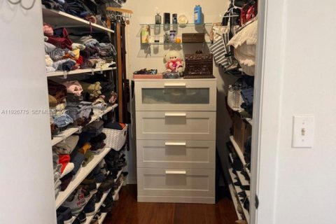 House in Delray Beach, Florida 3 bedrooms, 129.41 sq.m. № 1986609 - photo 18