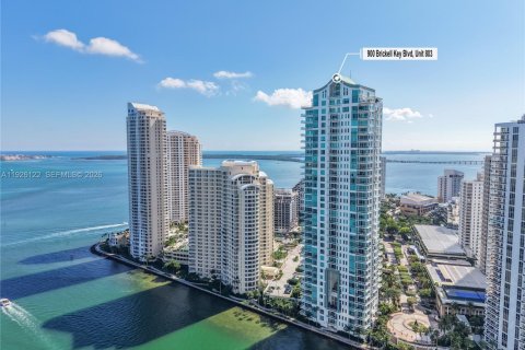 Condo in Miami, Florida, 2 bedrooms  № 2052987 - photo 28