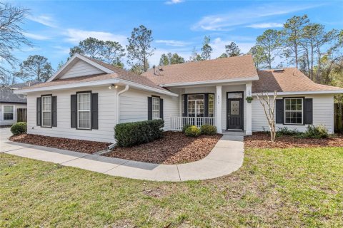 House in Gainesville, Florida 4 bedrooms, 174.84 sq.m. № 1879676 - photo 1