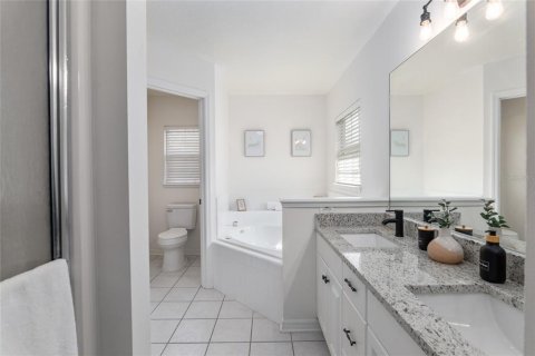 House in Gainesville, Florida 4 bedrooms, 174.84 sq.m. № 1879676 - photo 22