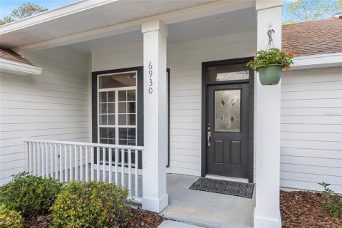 House in Gainesville, Florida 4 bedrooms, 174.84 sq.m. № 1879676 - photo 8