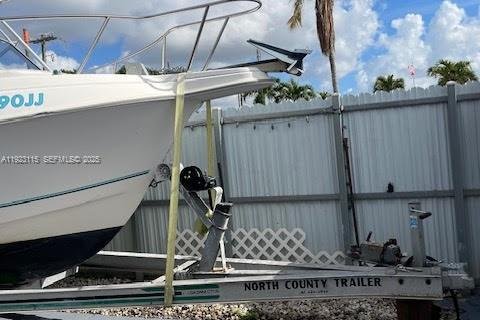 Casa en venta en Miami Gardens, Florida, 2 dormitorios, 103.12 m2 № 2054870 - foto 30