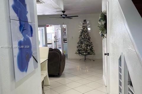 Casa en venta en Miami Gardens, Florida, 2 dormitorios, 103.12 m2 № 2054870 - foto 5