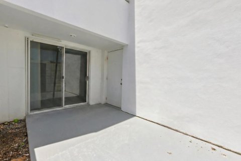 Townhouse in West Palm Beach, Florida 2 bedrooms, 118.64 sq.m. № 2171624 - photo 6