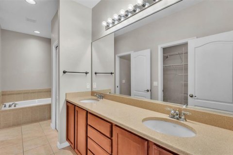 Купить кондоминиум в Лейкленд, Флорида 4 комнаты, 105.91м2, № 1761099 - фото 16