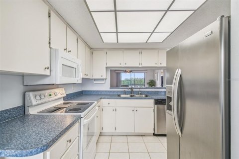 Condominio en venta en Port Richey, Florida, 2 dormitorios, 95.22 m2 № 1893702 - foto 16