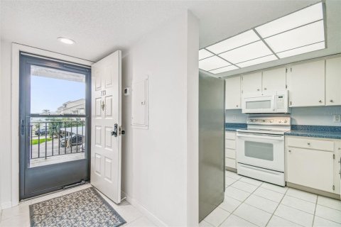 Condominio en venta en Port Richey, Florida, 2 dormitorios, 95.22 m2 № 1893702 - foto 5