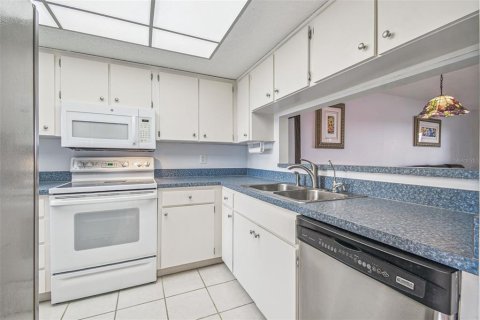 Condominio en venta en Port Richey, Florida, 2 dormitorios, 95.22 m2 № 1893702 - foto 6