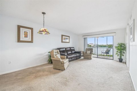 Condominio en venta en Port Richey, Florida, 2 dormitorios, 95.22 m2 № 1893702 - foto 19