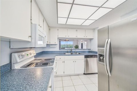 Condominio en venta en Port Richey, Florida, 2 dormitorios, 95.22 m2 № 1893702 - foto 15