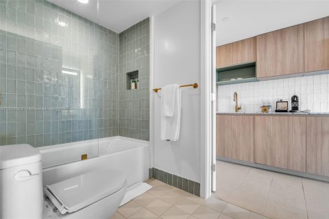 Купить кондоминиум в Майами, Флорида 1 спальня, 50.17м2, № 2088753 - фото 12