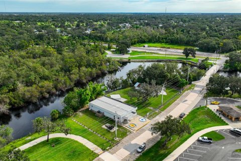 Commercial property in Arcadia, Florida 297.29 sq.m. № 790550 - photo 10