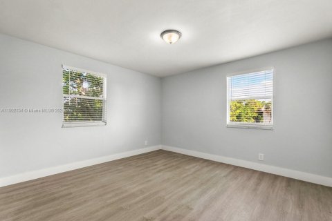 Apartamento en alquiler en Lake Park, Florida, 3 dormitorios, 92.9 m2 № 1953604 - foto 9