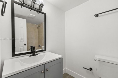 Apartamento en alquiler en Lake Park, Florida, 3 dormitorios, 92.9 m2 № 1953604 - foto 6