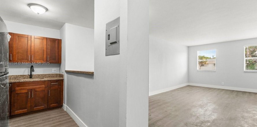 Apartamento en Lake Park, Florida 3 dormitorios, 92.9 m2 № 1953604