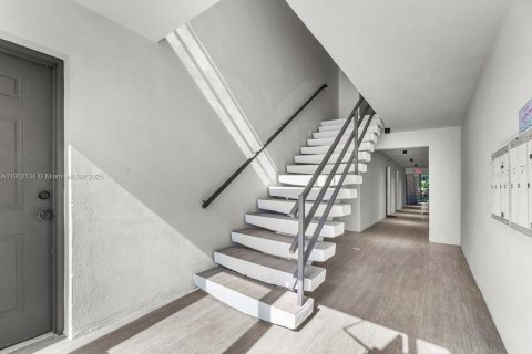 Apartamento en alquiler en Lake Park, Florida, 3 dormitorios, 92.9 m2 № 1953604 - foto 18