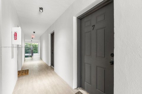 Apartamento en alquiler en Lake Park, Florida, 3 dormitorios, 92.9 m2 № 1953604 - foto 19