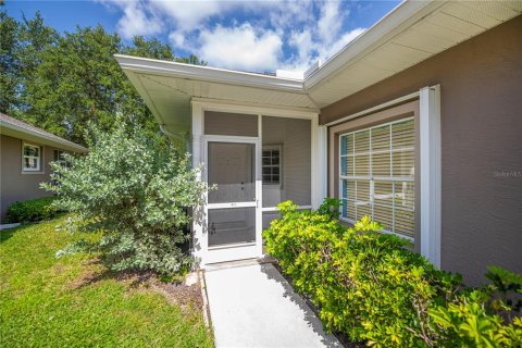 Casa en venta en Port Charlotte, Florida, 3 dormitorios, 145.02 m2 № 2310607 - foto 10