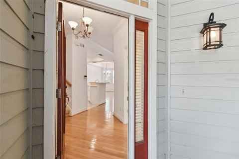 Townhouse in Tampa, Florida 3 bedrooms, 218.13 sq.m. № 1257812 - photo 4