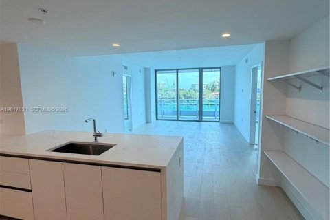 Condominio en venta en Bay Harbor Islands, Florida, 2 dormitorios, 123.47 m2 № 2077911 - foto 6
