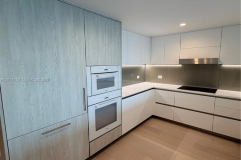 Condominio en venta en Bay Harbor Islands, Florida, 2 dormitorios, 123.47 m2 № 2077911 - foto 4