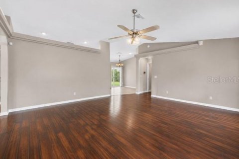 Villa ou maison à vendre à Summerfield, Floride: 4 chambres, 168.62 m2 № 2227921 - photo 8